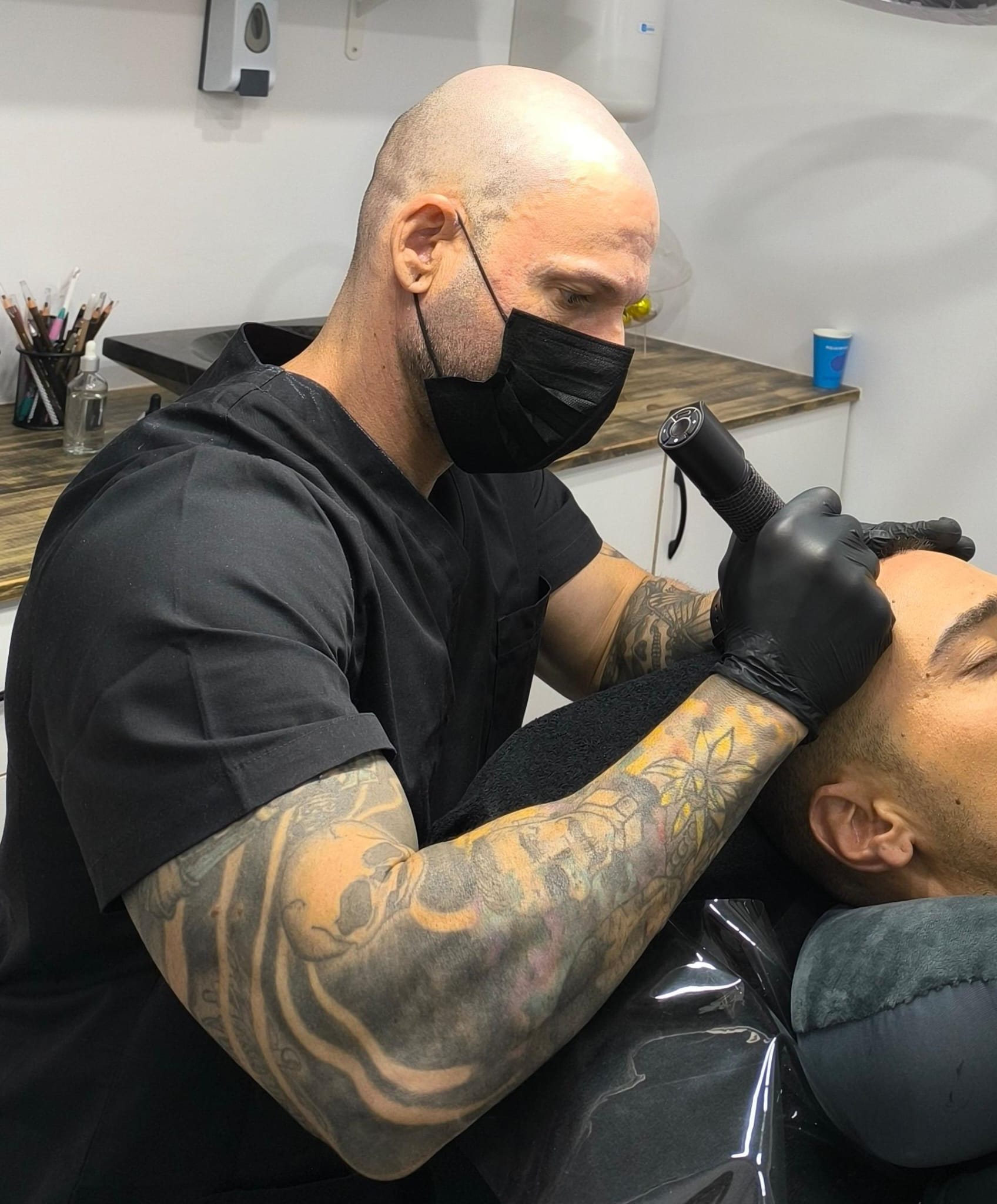 Especialista Micropigmentación Capilar Alan Campos